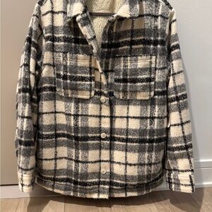 Old Navy Black and Cream Plaid Teddy Jacket